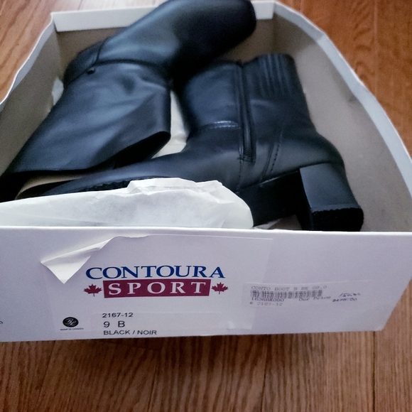 Womens size 9 boots NWT - Picture 3 of 3